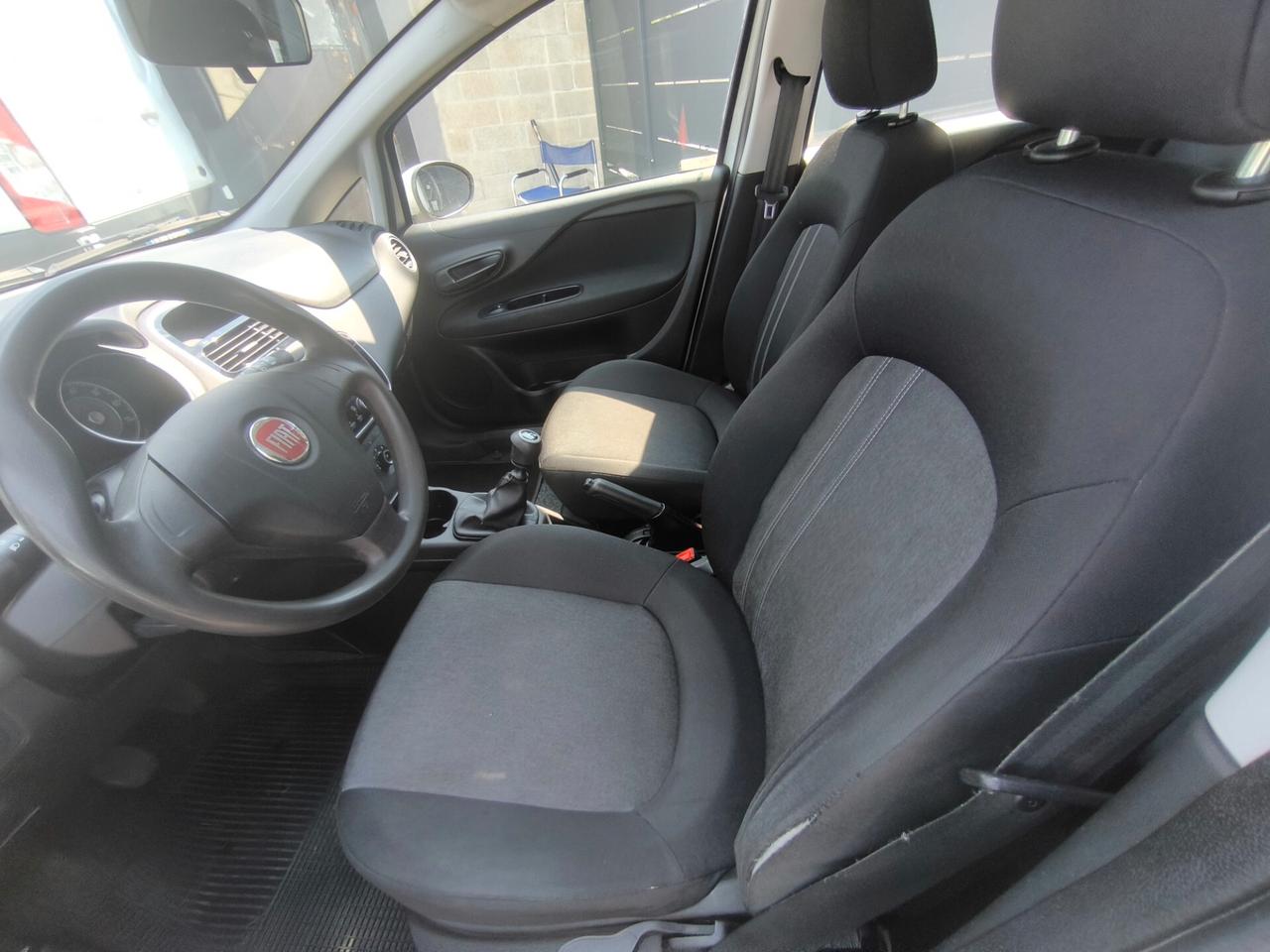 FIAT PUNTO EVO 1,2 BENZ- 2016- EURO 6- OK NEOPATENATI