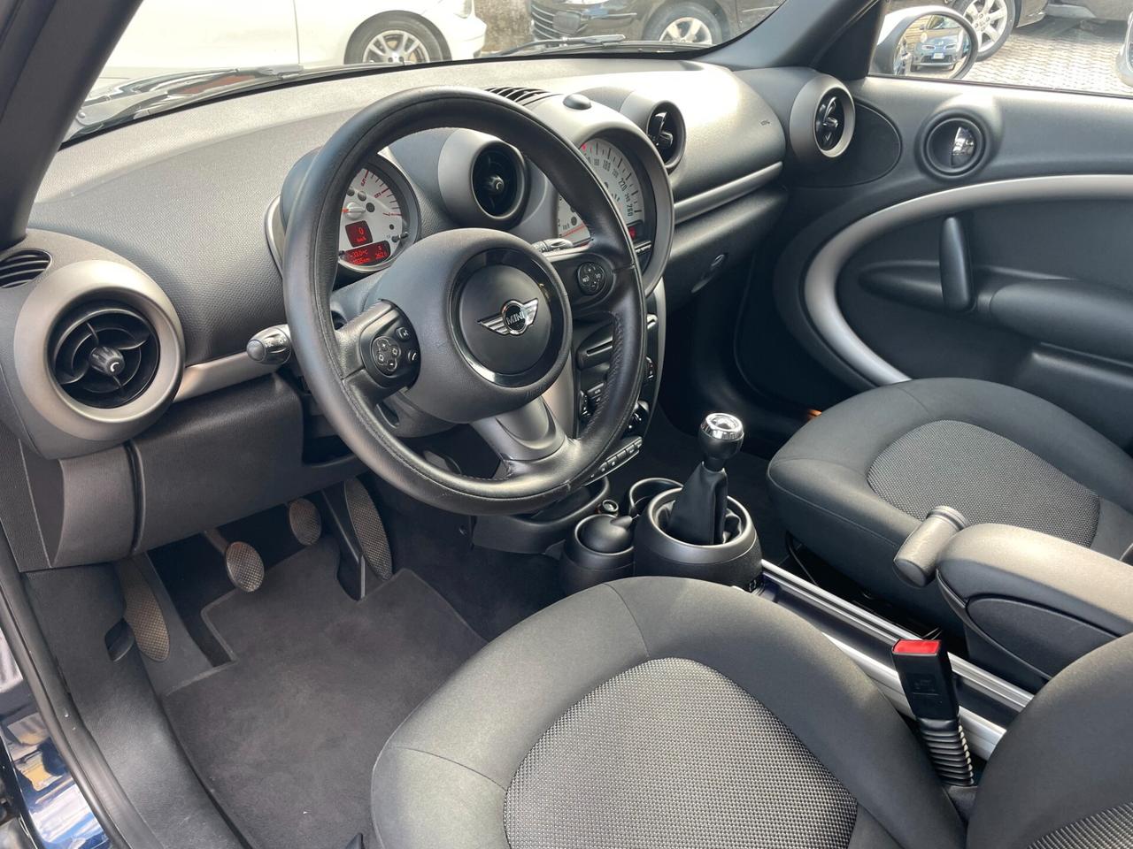 Mini Cooper D Countryman Mini Countryman 1.6 all4 XENON+AMBIENT+CLIMA AUTO
