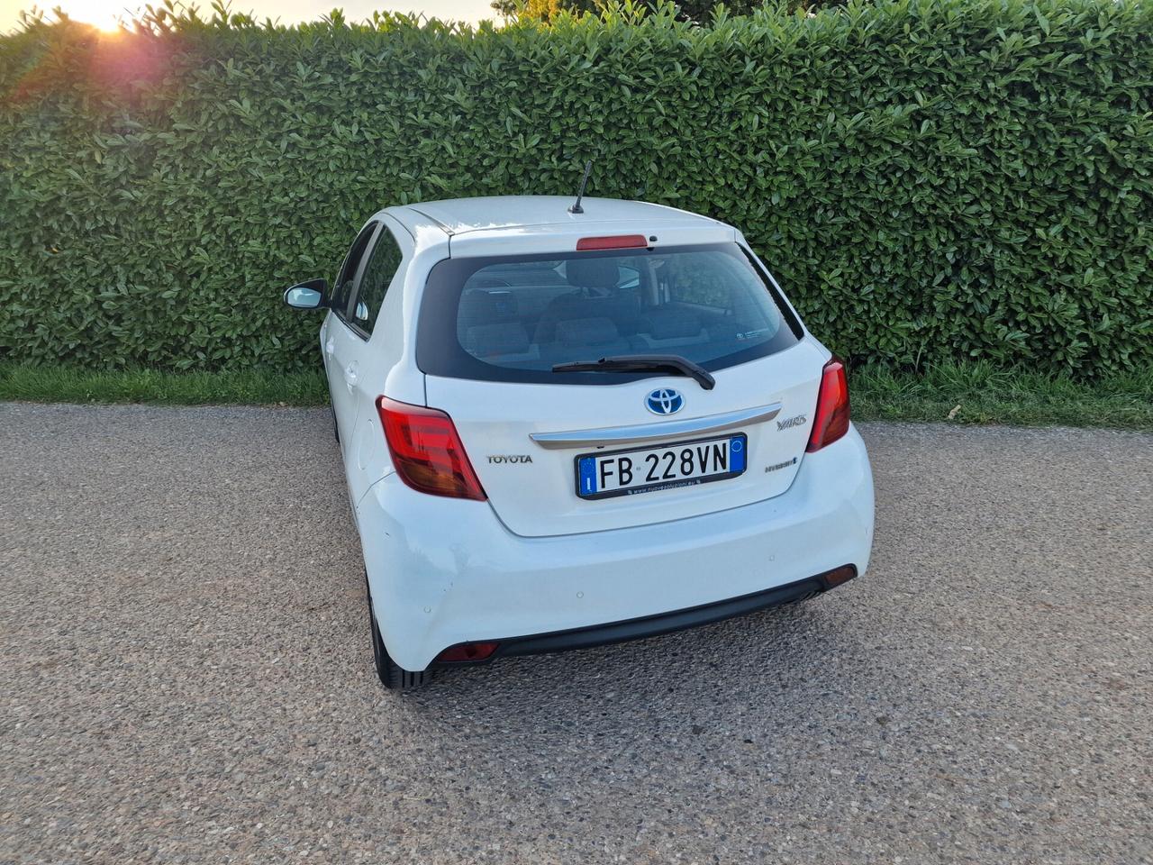 Toyota Yaris 1.5 Hybrid 5p