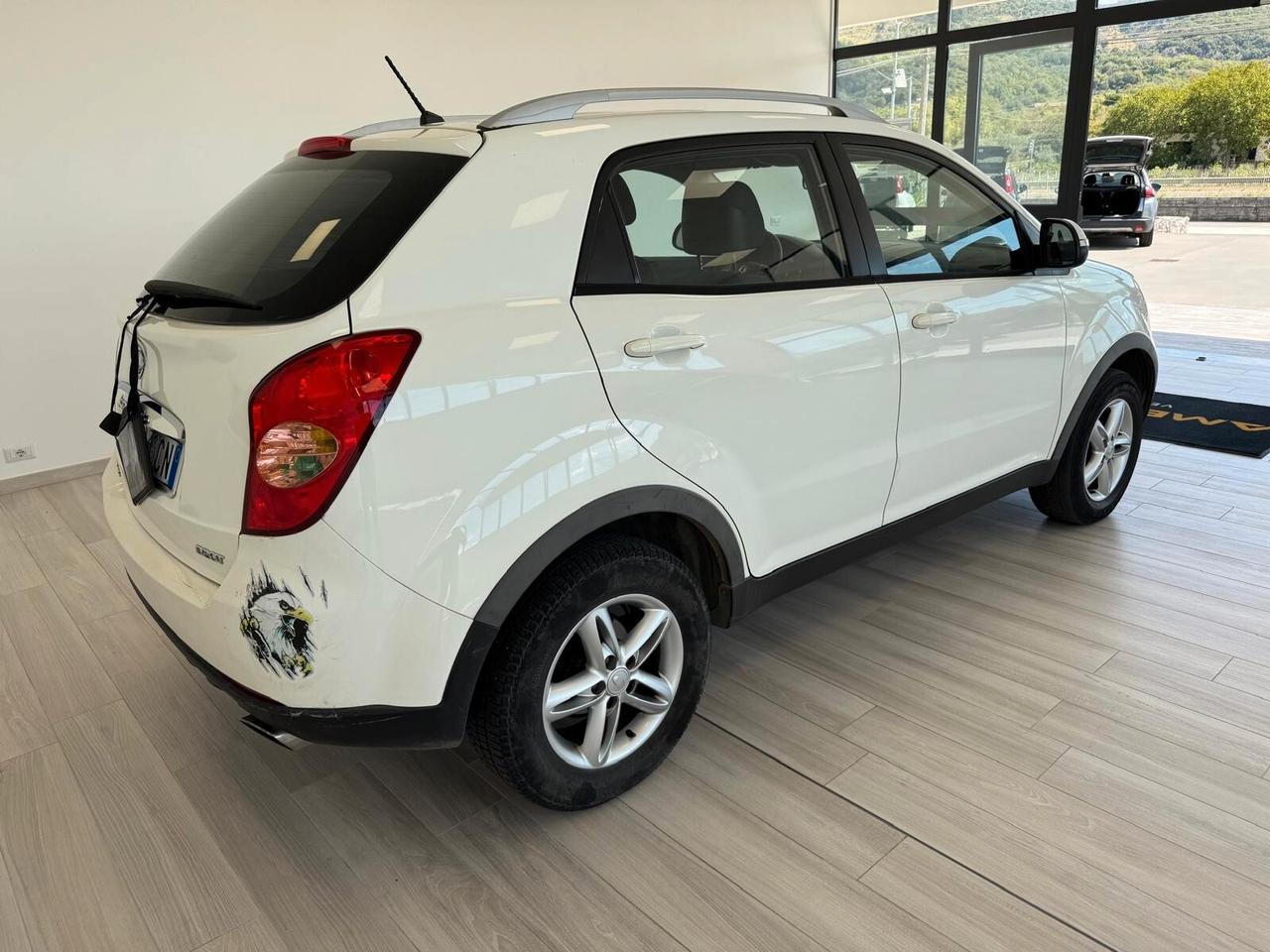 Ssangyong Korando 2.0 175 CV 2WD e-XDi MT C