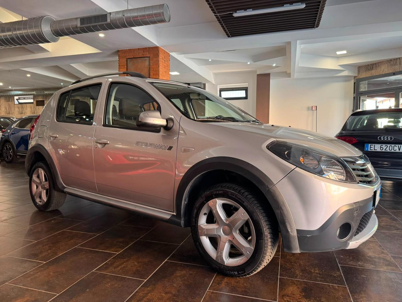 Dacia Sandero Stepway 1.6 8V 90CV