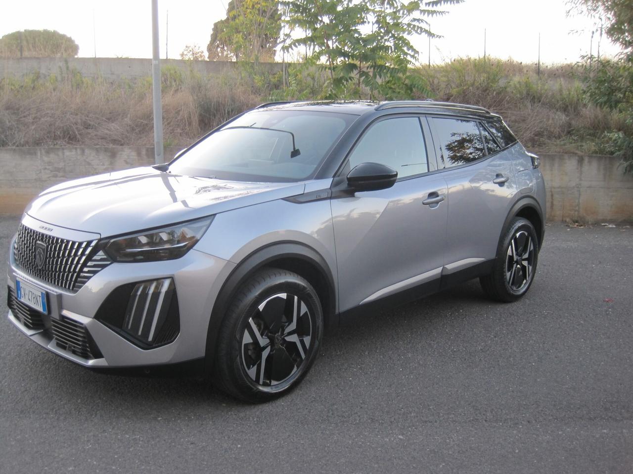 Peugeot 2008 PureTech 130 S&S EAT8 GT