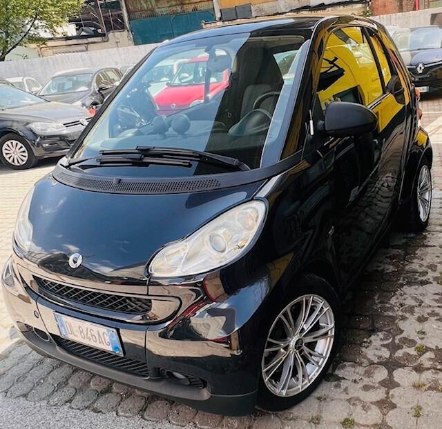 Smart ForTwo 1000 52 kW coupé pure