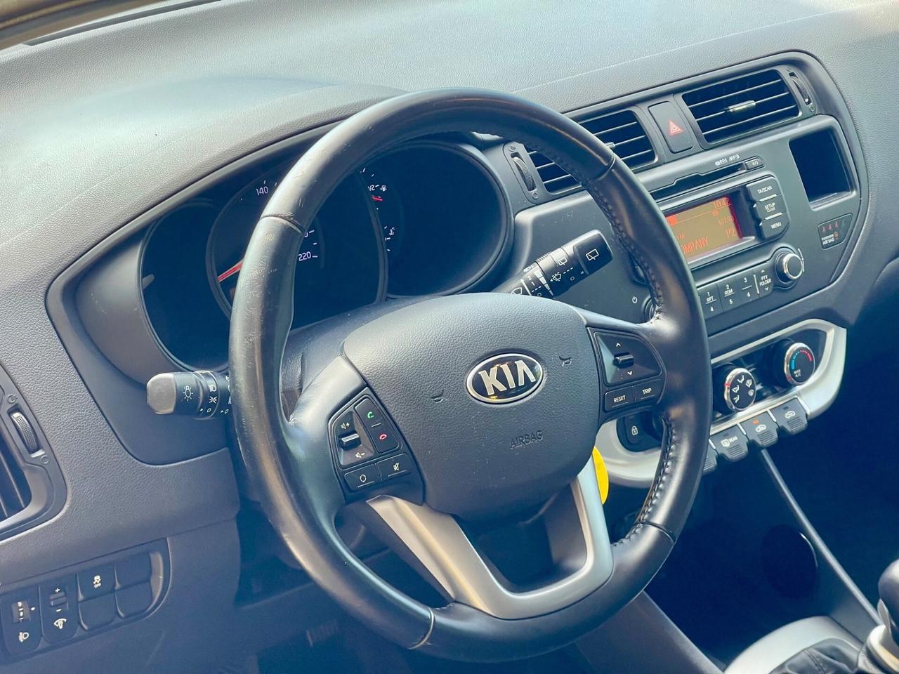 Kia Rio 1.1 Crdi 55kw Active OK NEOPATENTATI