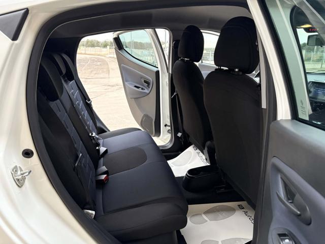 LANCIA Ypsilon 1.0 FireFly 5 porte S&S Hybrid Gold 5 posti