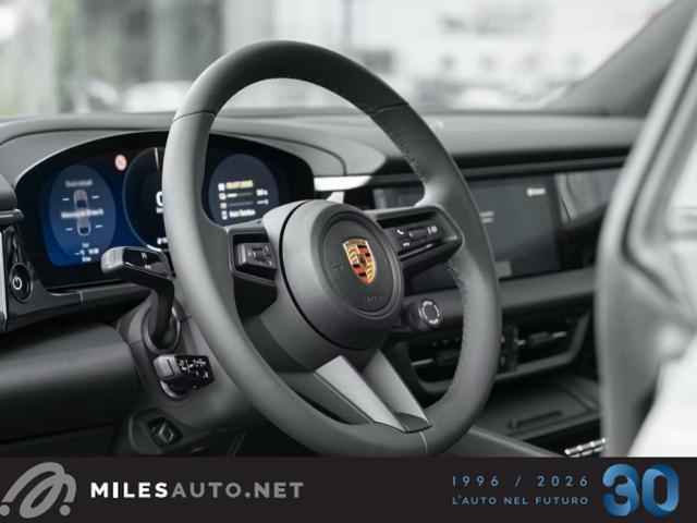 PORSCHE Macan Ev 4 PANO ACC Gancio Keyless PASM Bose