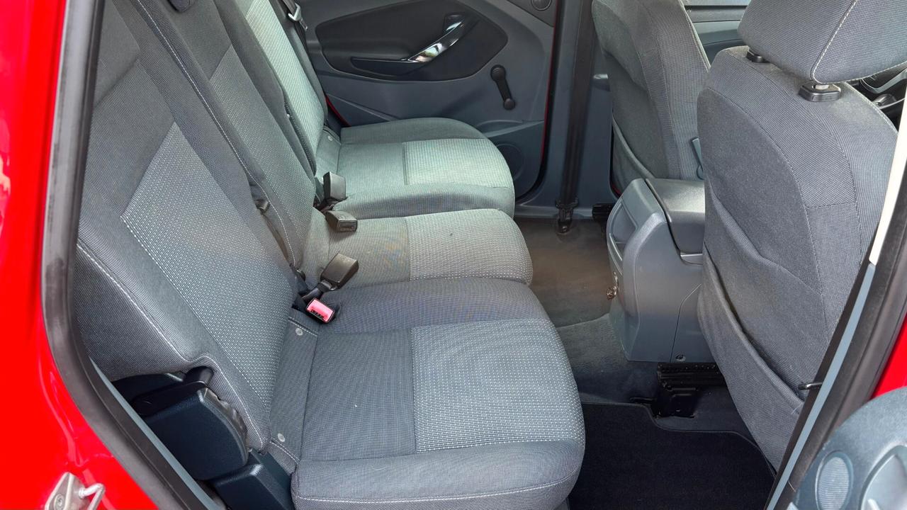 Ford C-Max 1.6 TDCi 115CV Titanium