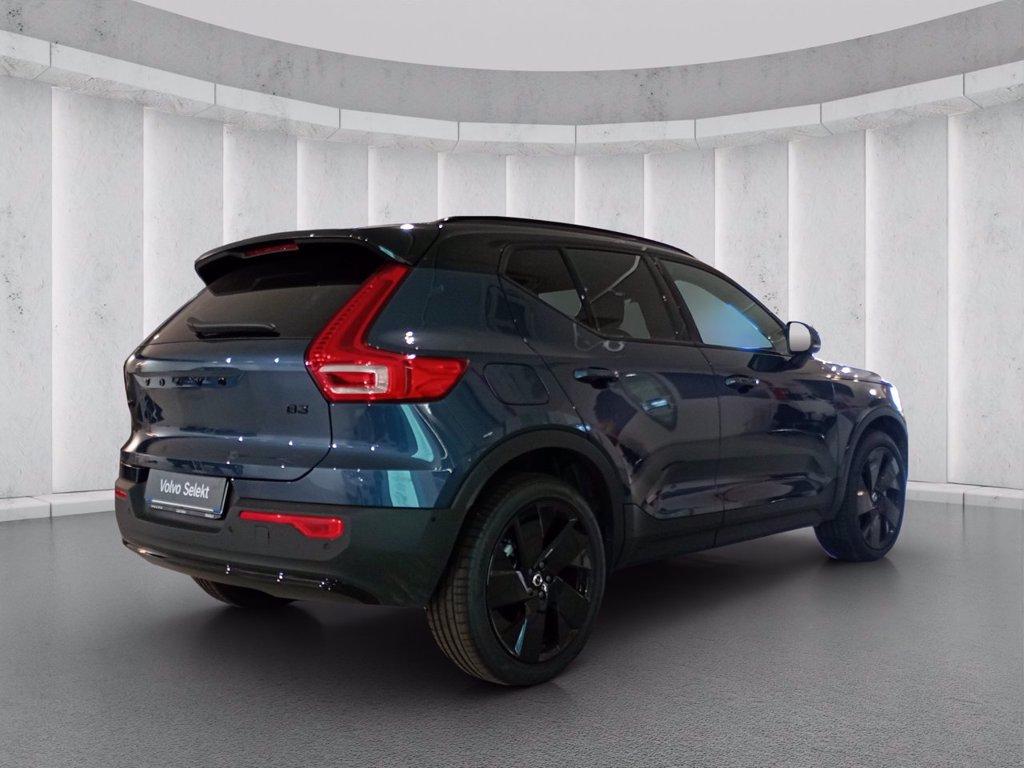 VOLVO XC40 2.0 b3 Ultra Black Edition auto del 2025