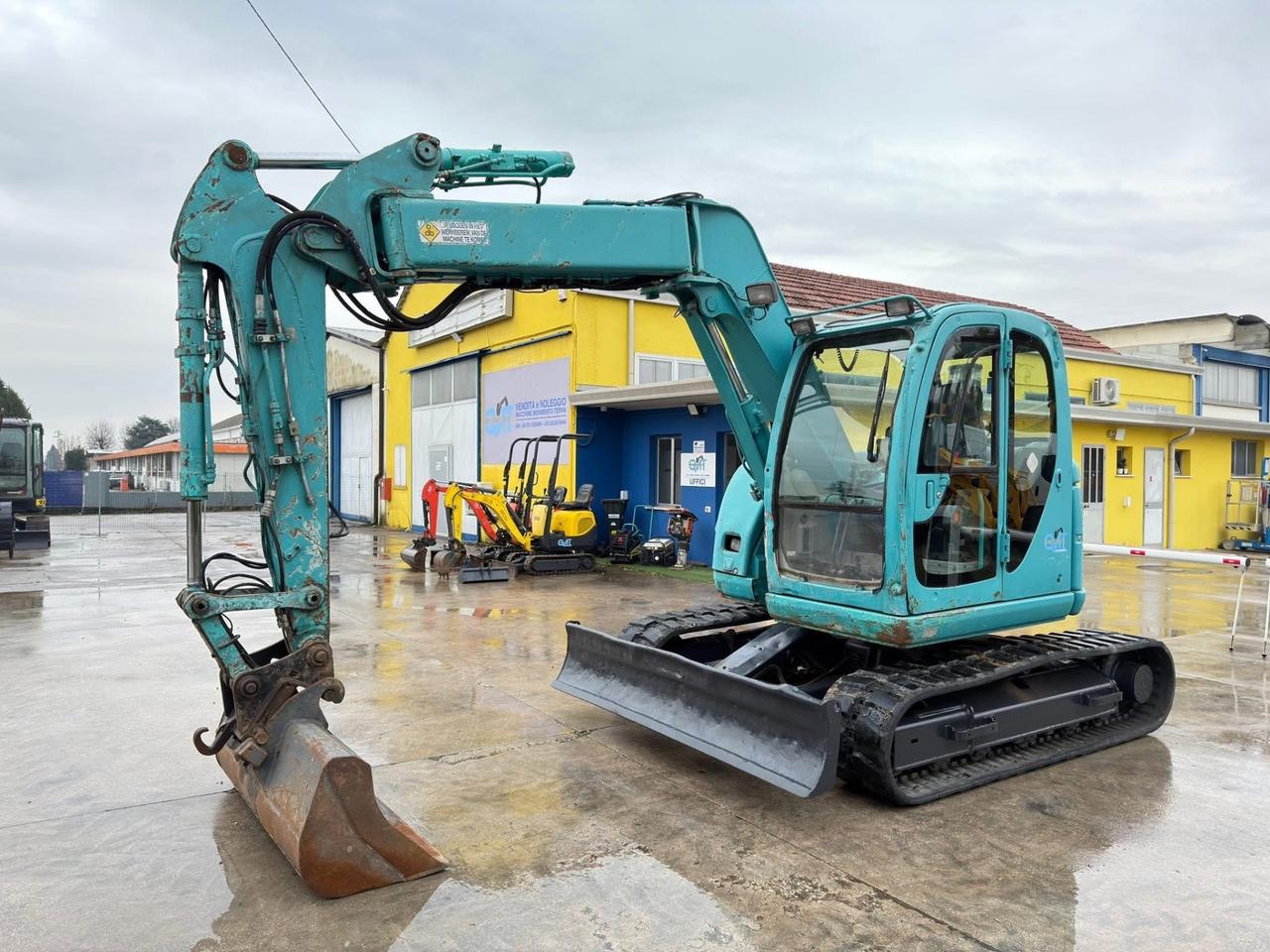 Mini escavatore KOBELCO SK70SR (70 Q.LI)