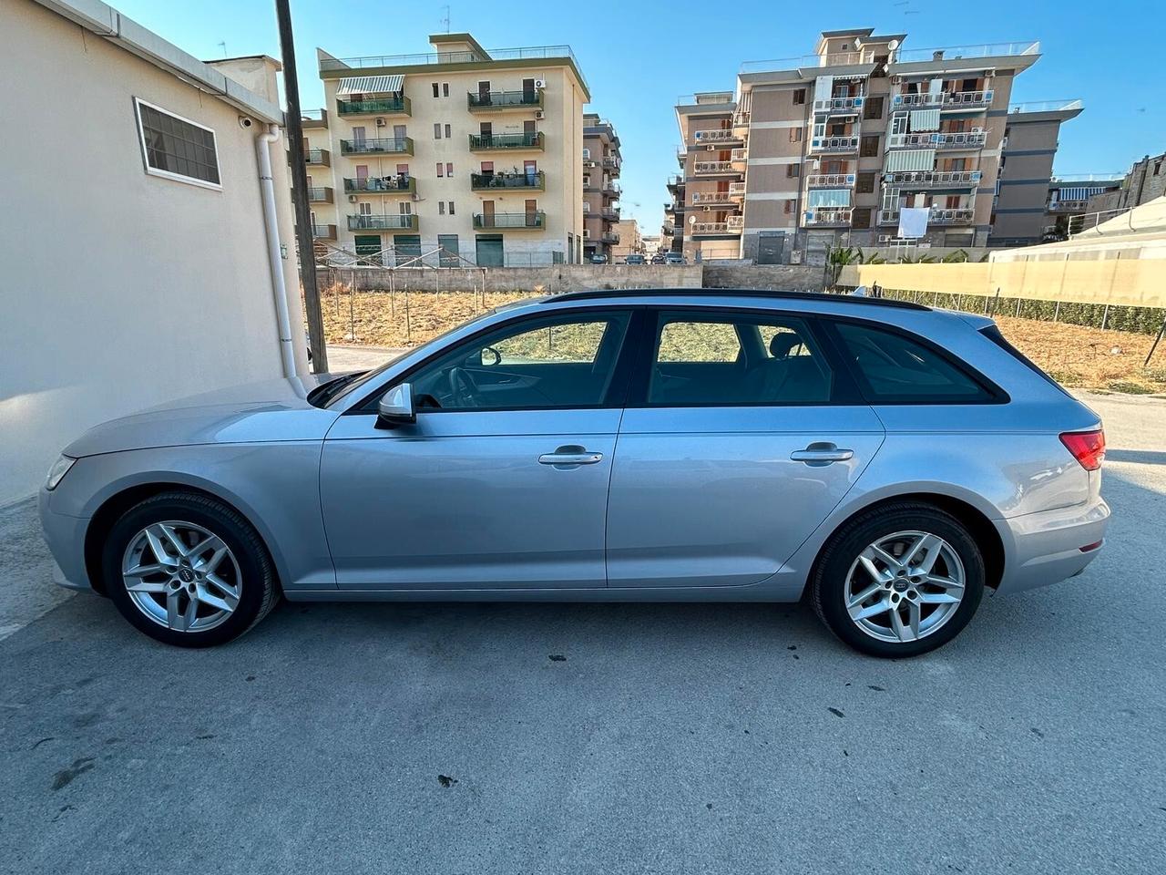 Audi A4 Avant 2.0 TDI 150 CV ultra S tronic Business Sport