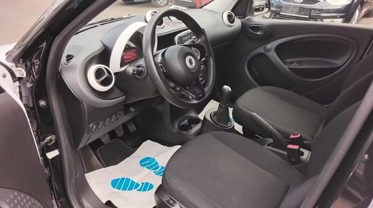 Smart ForFour 70 1.0 Youngster