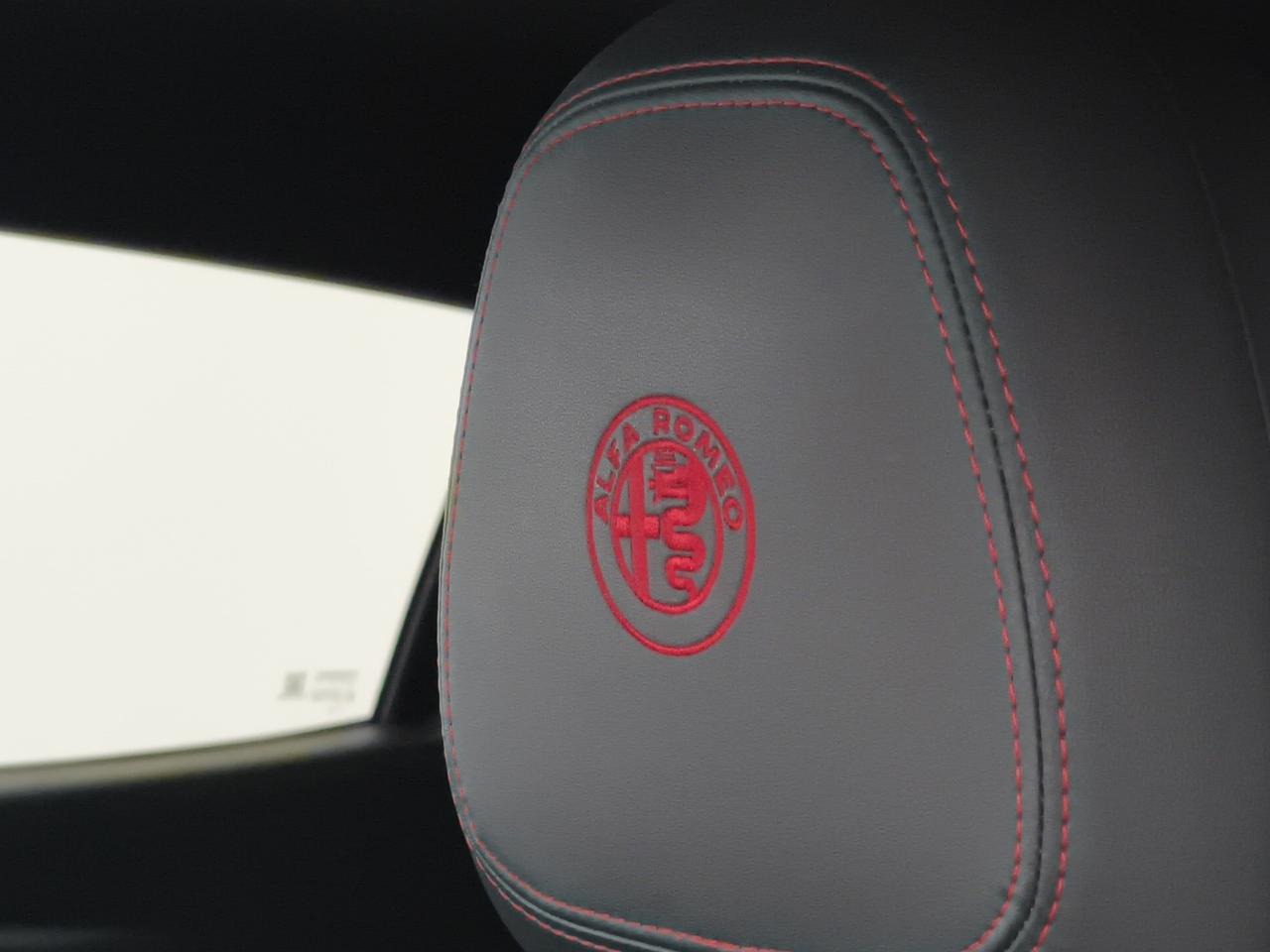 Alfa Romeo Tonale 1.5 hybrid Speciale 130cv