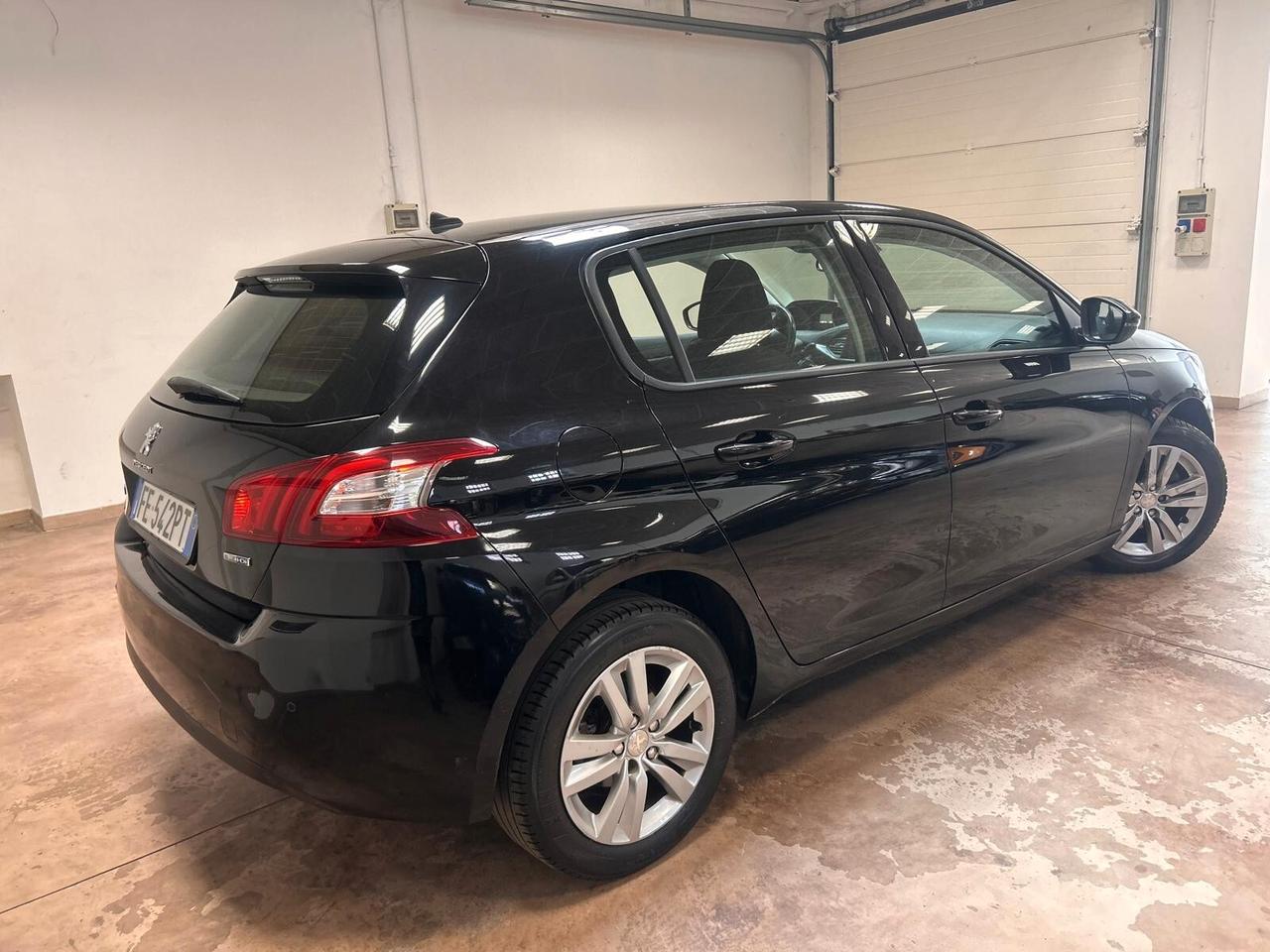 Peugeot 308 BlueHDi 150 S&S EAT6 Business