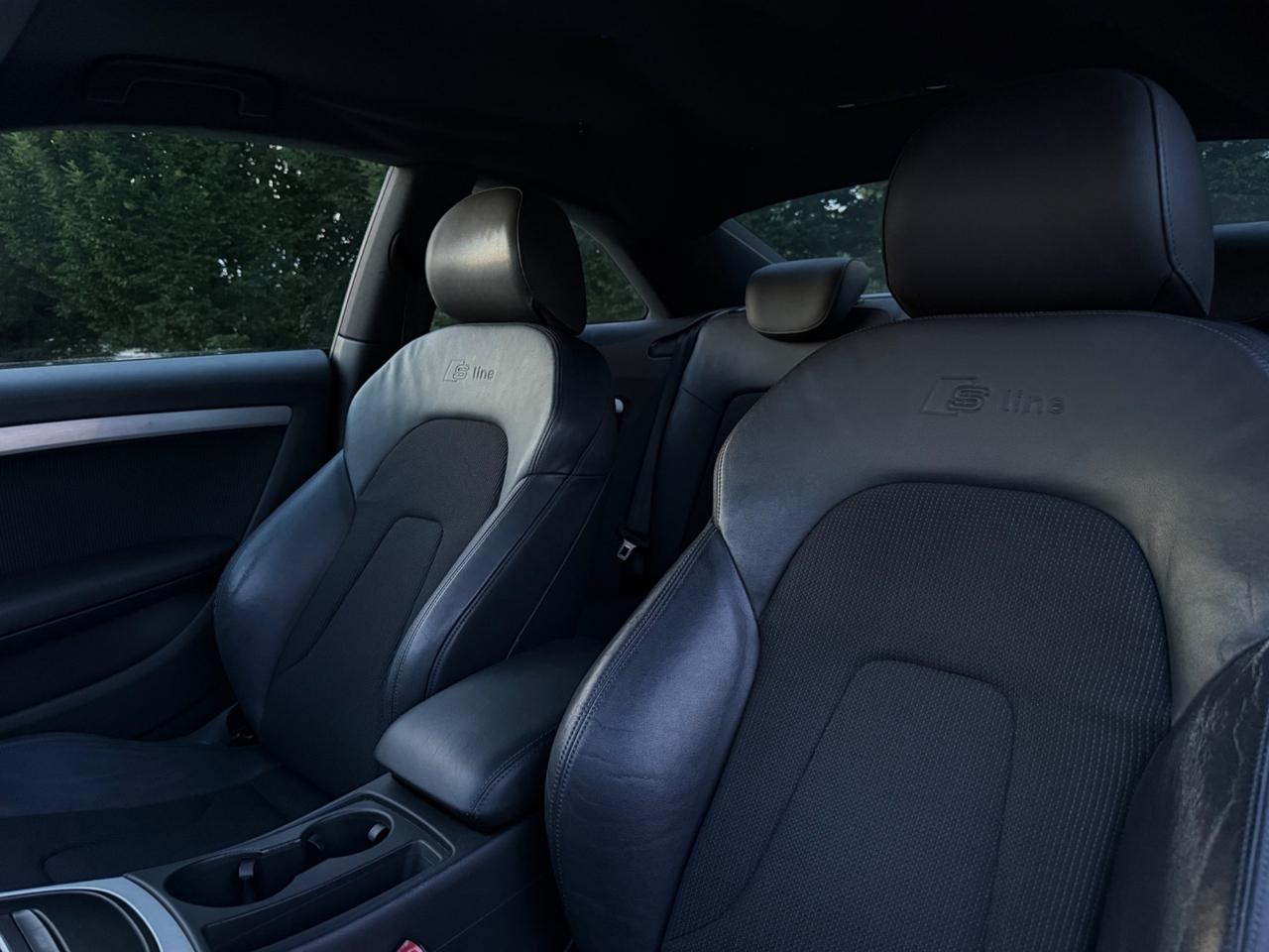 Audi A5 2.0 TDI S-LINE