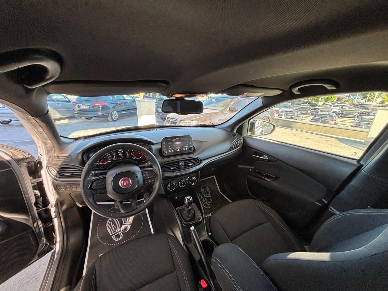 Fiat Tipo 1.6 Mjt S&S 5 porte S-Design