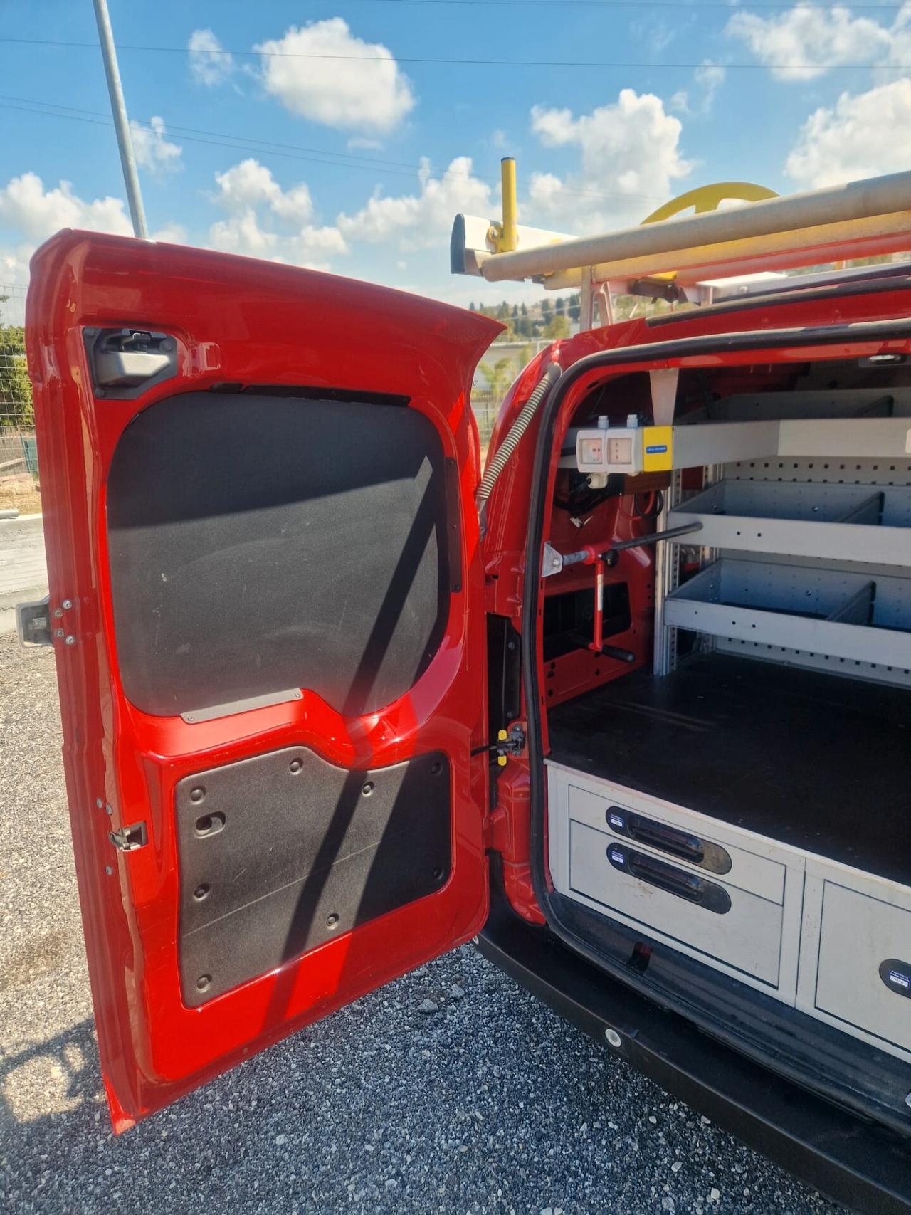 Fiat Fiorino 1.3 MJT 95CV Cargo Adventure