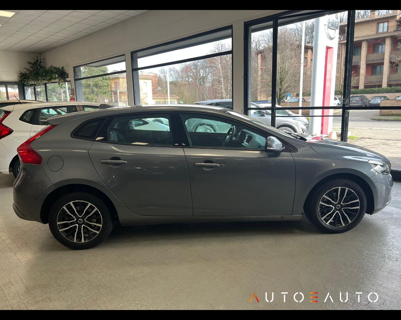 VOLVO V40 II - V40 1.5 t2 Business geartronic