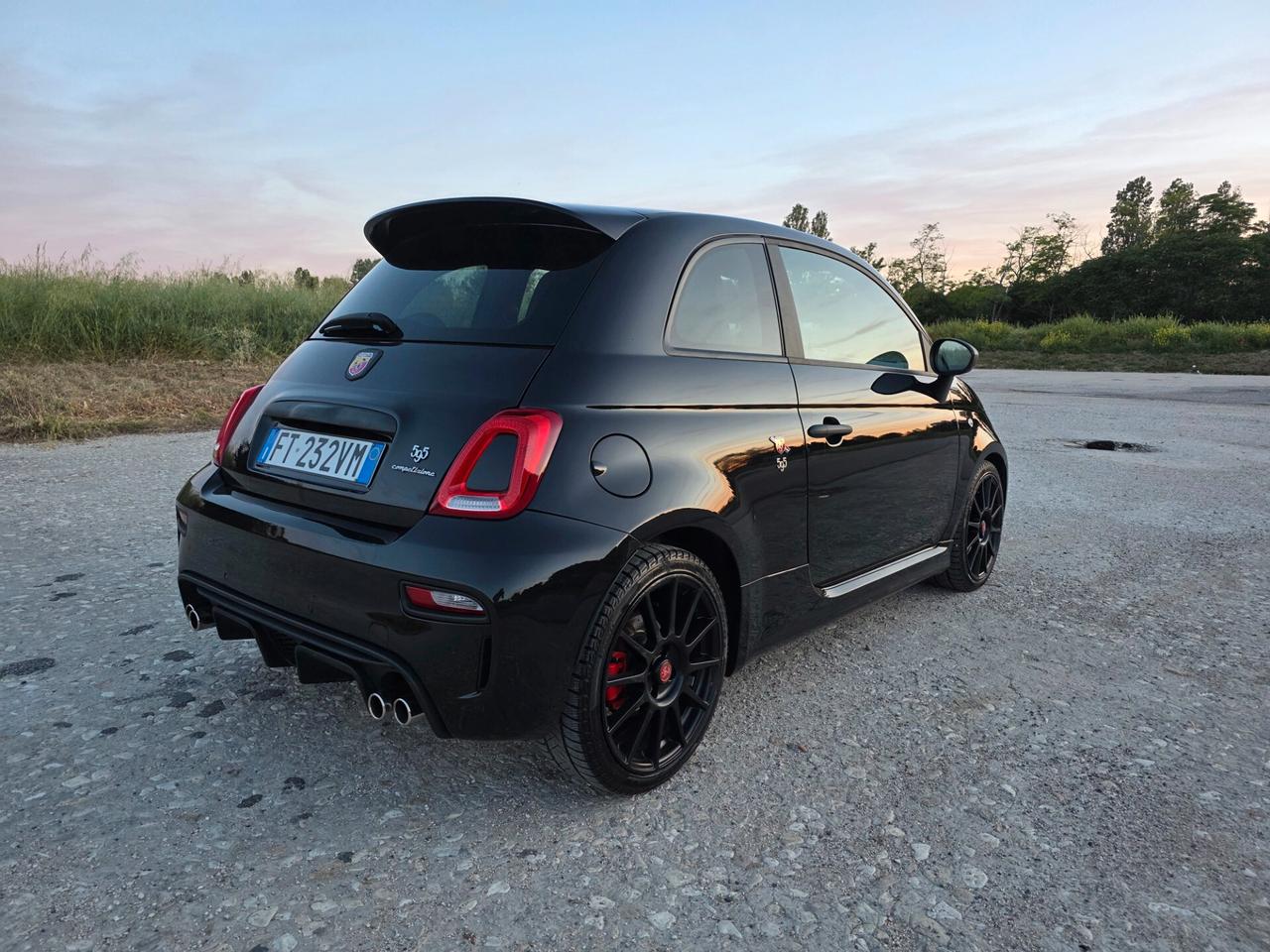 Abarth 595 1.4 Turbo T-Jet 180 CV Competizione