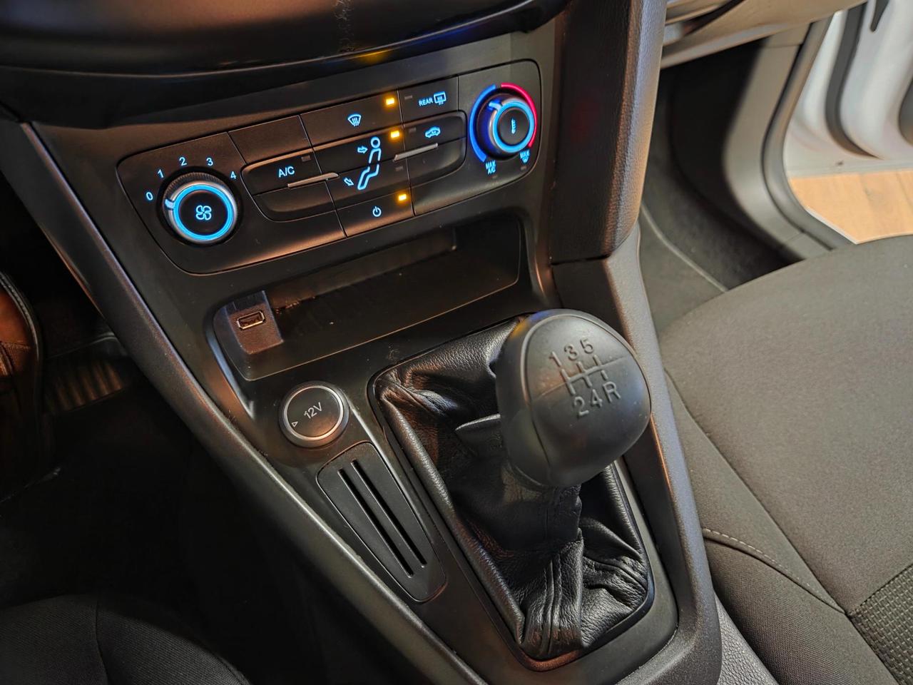 Ford Focus 5 Porte Focus 5p 1.6 Titanium Gpl 120cv