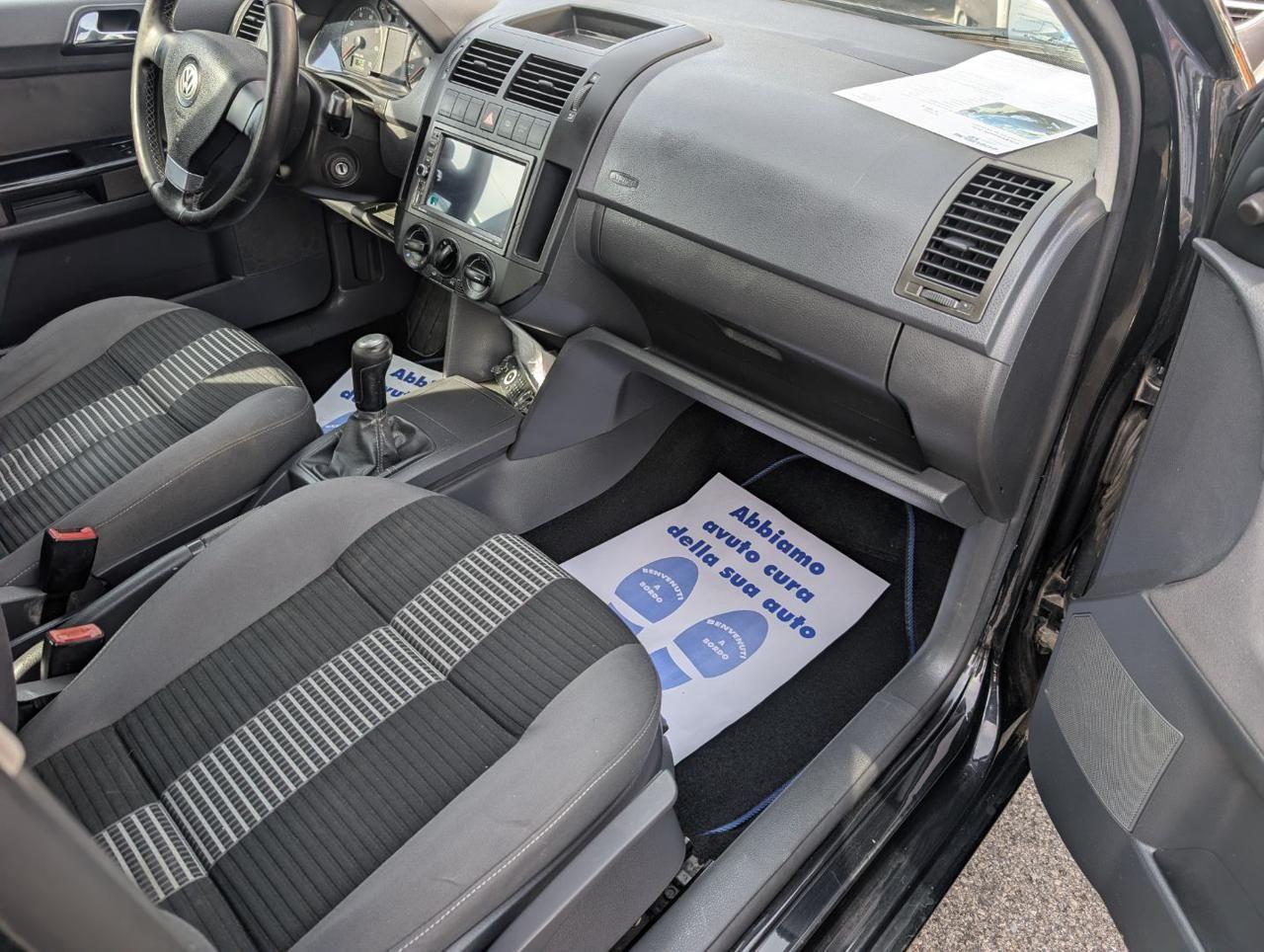 Volkswagen Polo 1.2/70CV 12V 5p. Comfortline