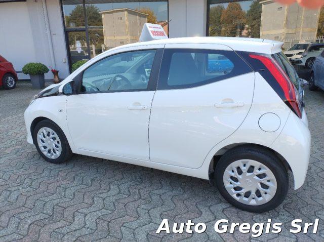 TOYOTA Aygo 1.0 VVT-i 72 CV x-play-GARANZIA FINO 36 MESI