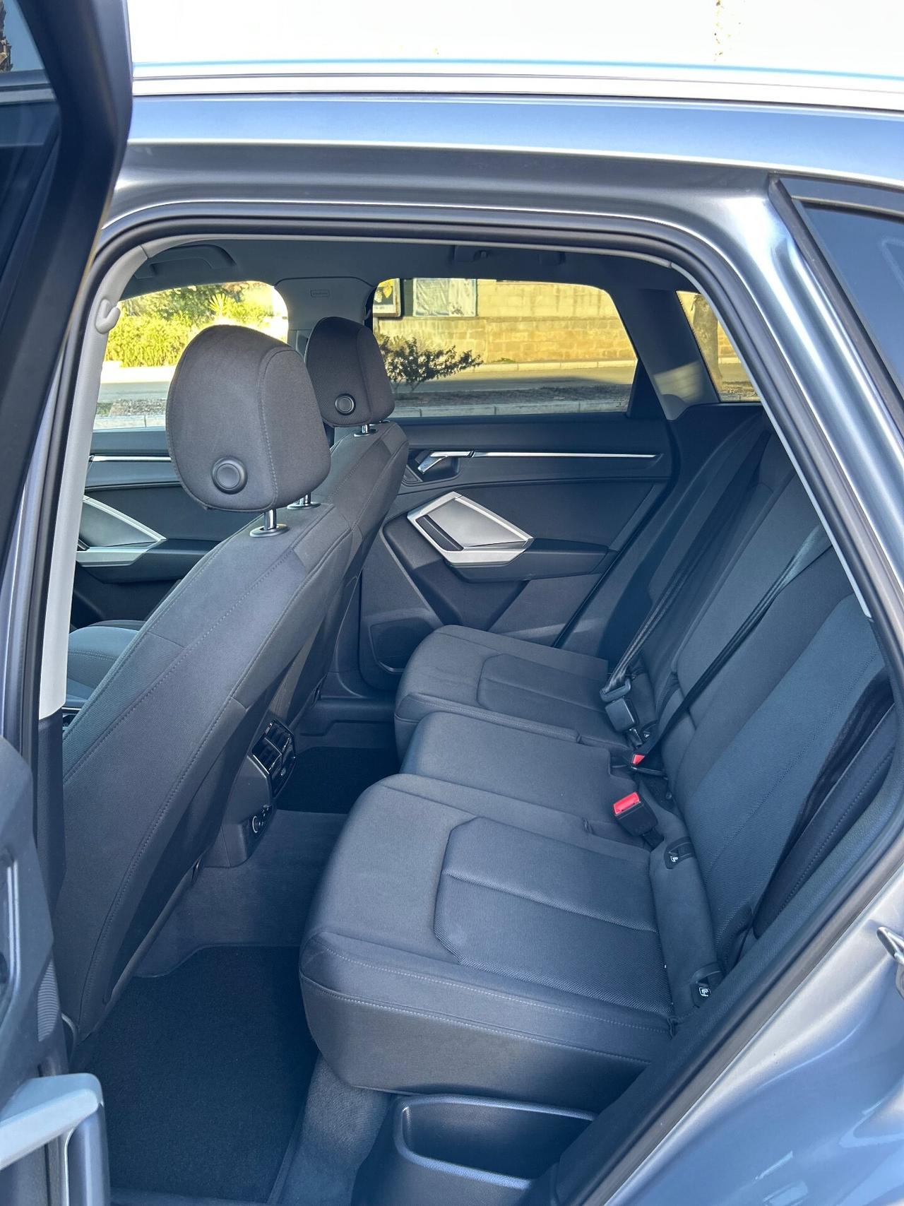 Audi Q3 35 TDI quattro S tronic IVA ESPOSTA