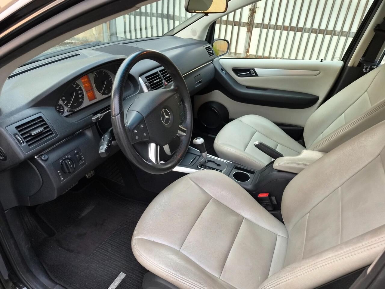 Mercedes-benz B 180 CDI Sport
