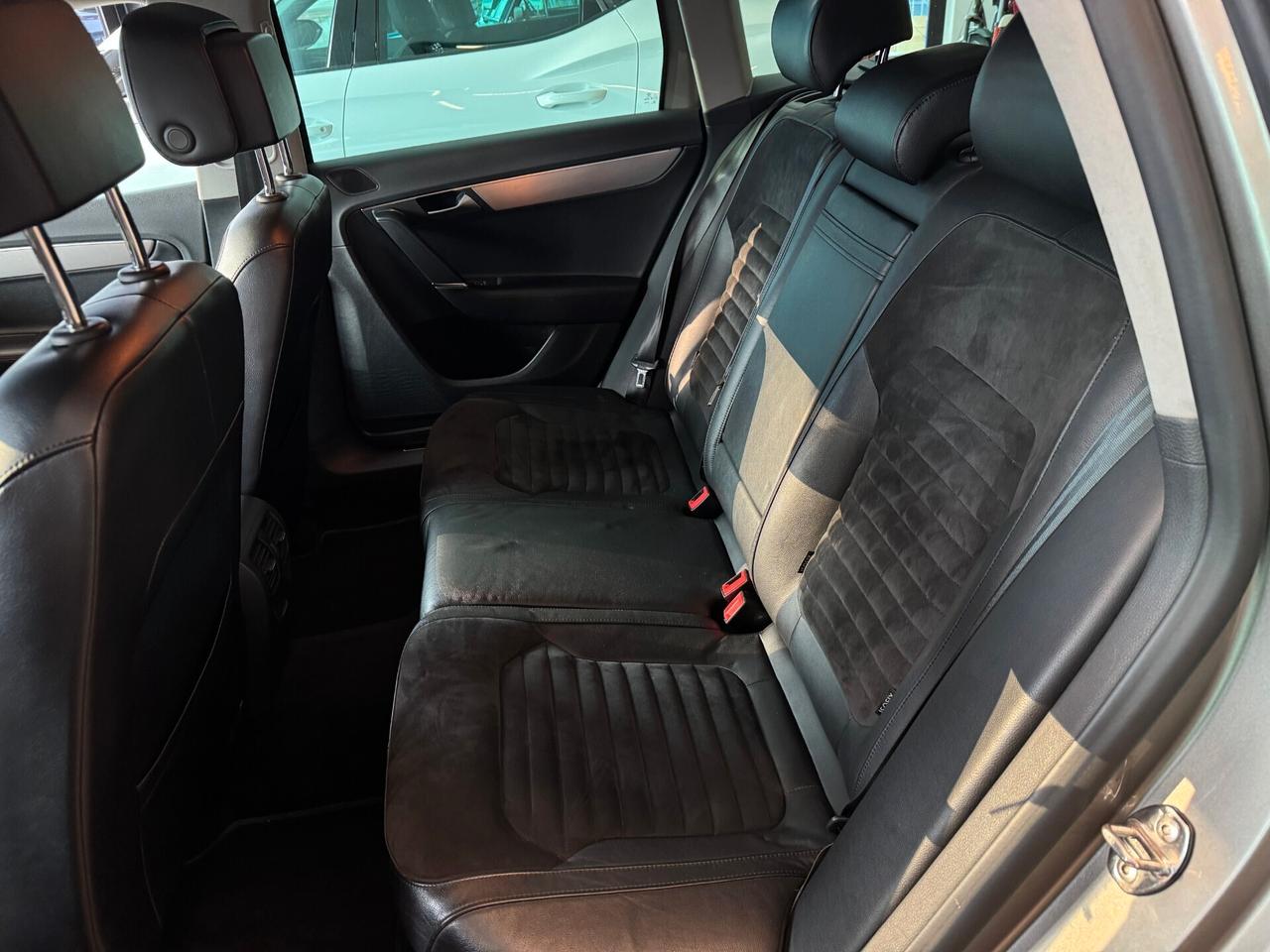 VOLKSWAGEN PASSAT VARIANT 2.0cc TDI 4motion 177cv dsg