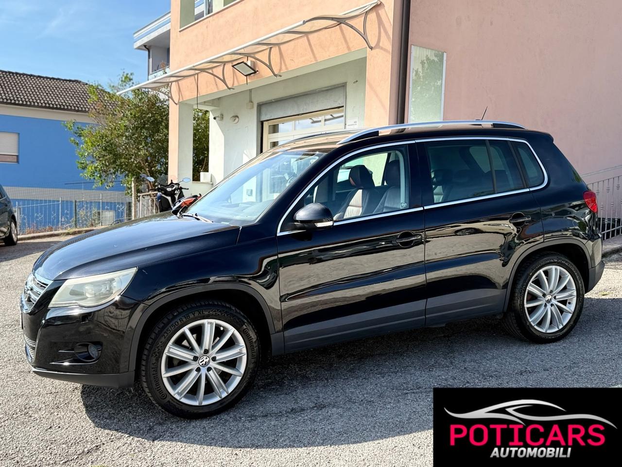 Volkswagen Tiguan 2.0 16V TDI DPF Track & Field (28°)