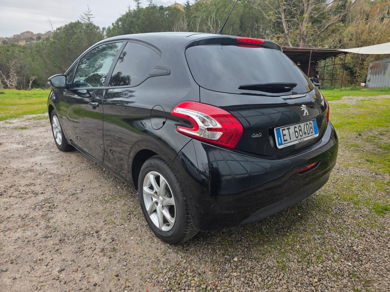 Peugeot 208 1.4 HDi 68 CV 3 porte Allure