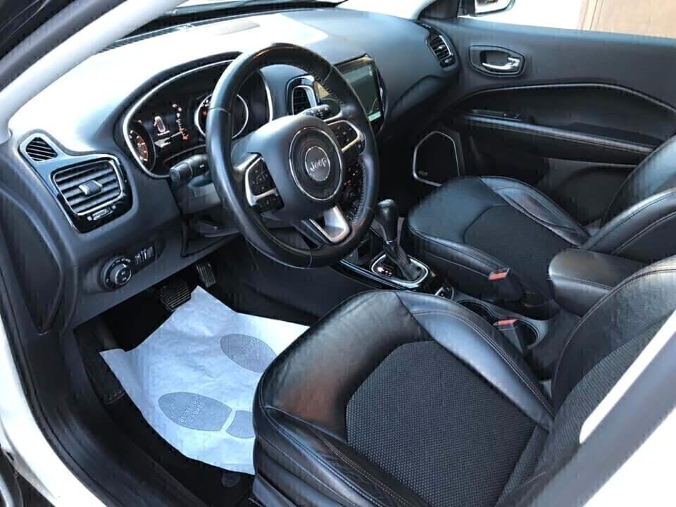 Jeep Compass 2.0 mtj 4WD Limited 2017 bi-color