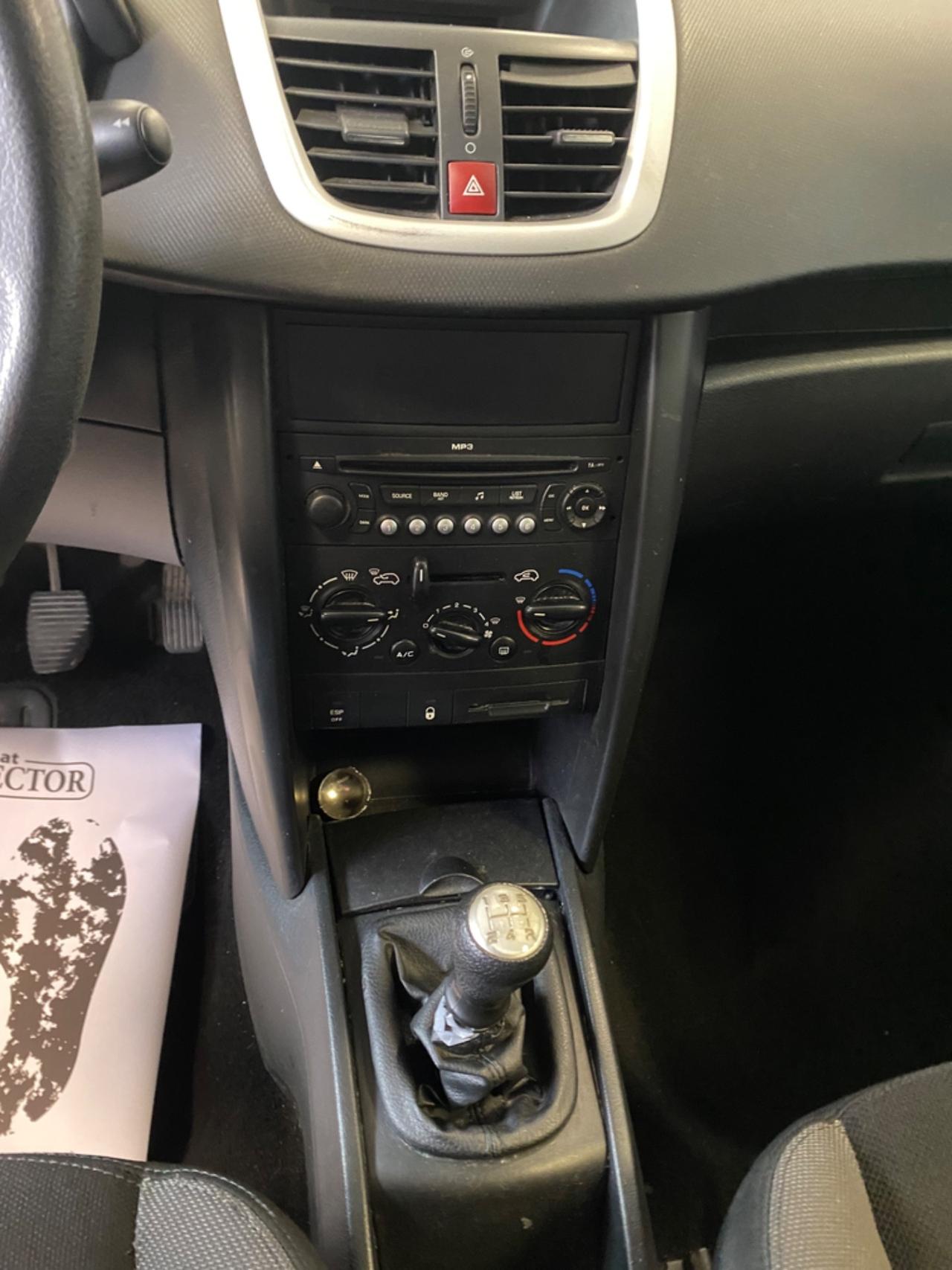 Peugeot 207 1.4 VTi 95CV SW XS Ciel