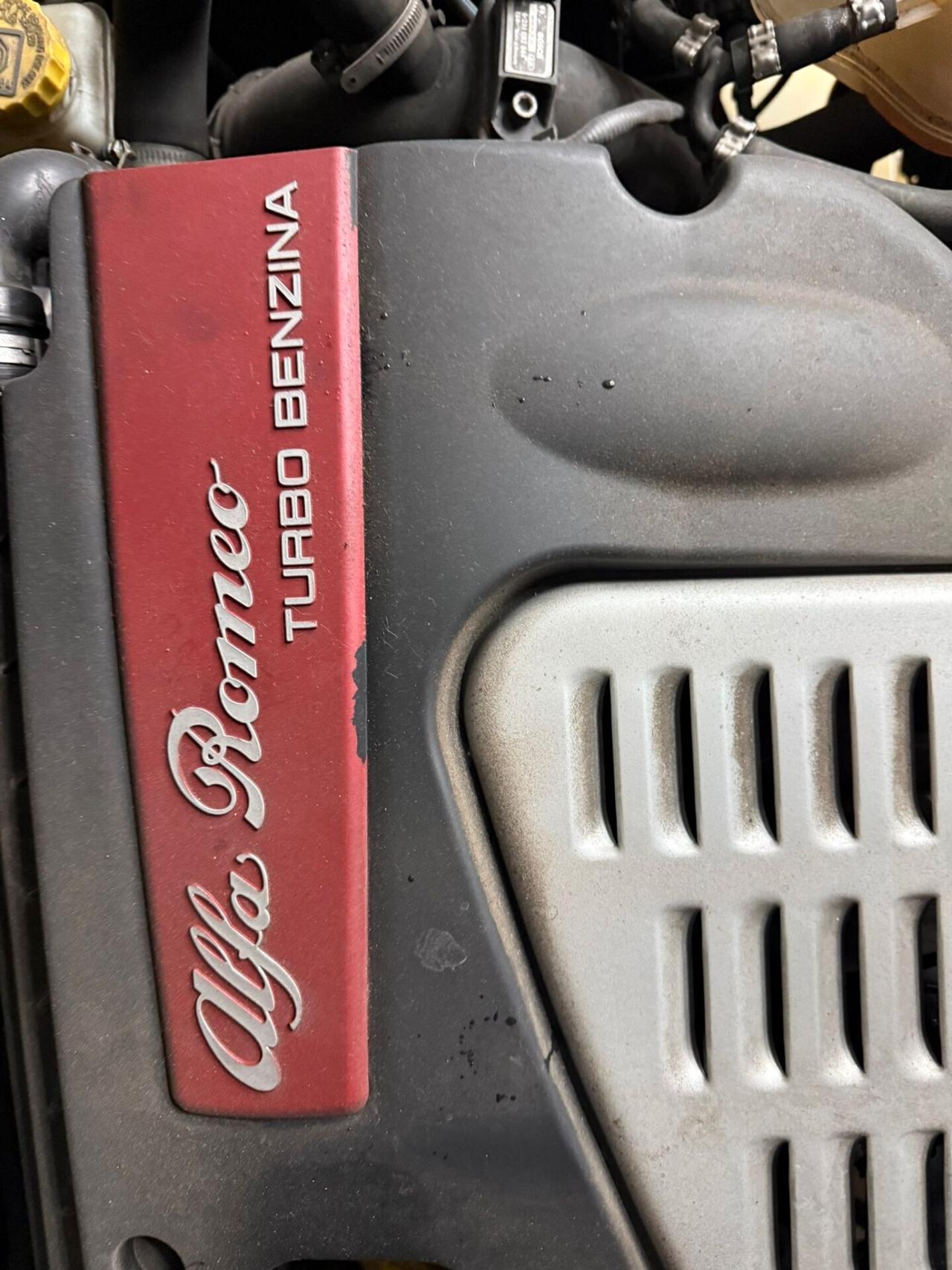 Alfa Romeo MiTo 1.4 T 155 CV Distinctive Sport Pack