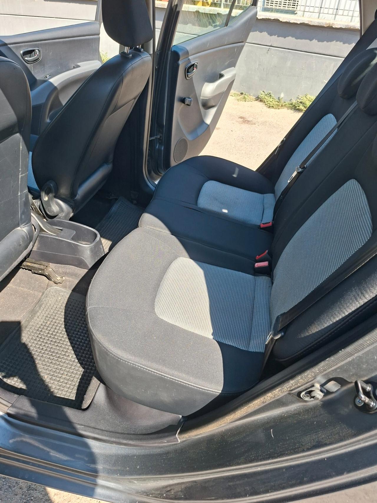 Hyundai i10 1.1 12V BlueDrive GPL Active