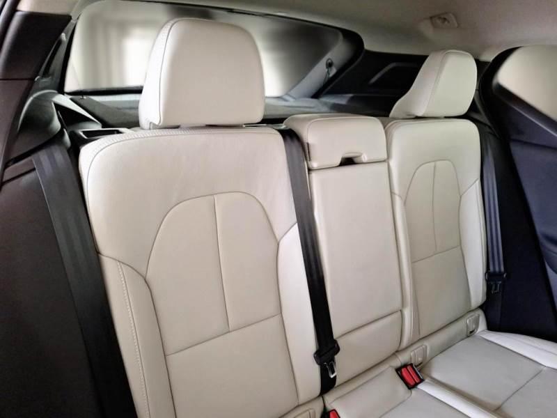 VOLVO Xc40 B3 Mild Hybrid Automatico Core