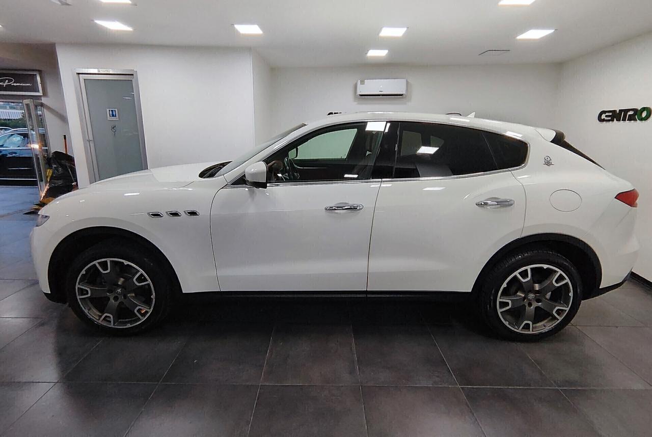 Maserati Levante V6 Diesel 275 CV AWD Gransport CERTIFICATA