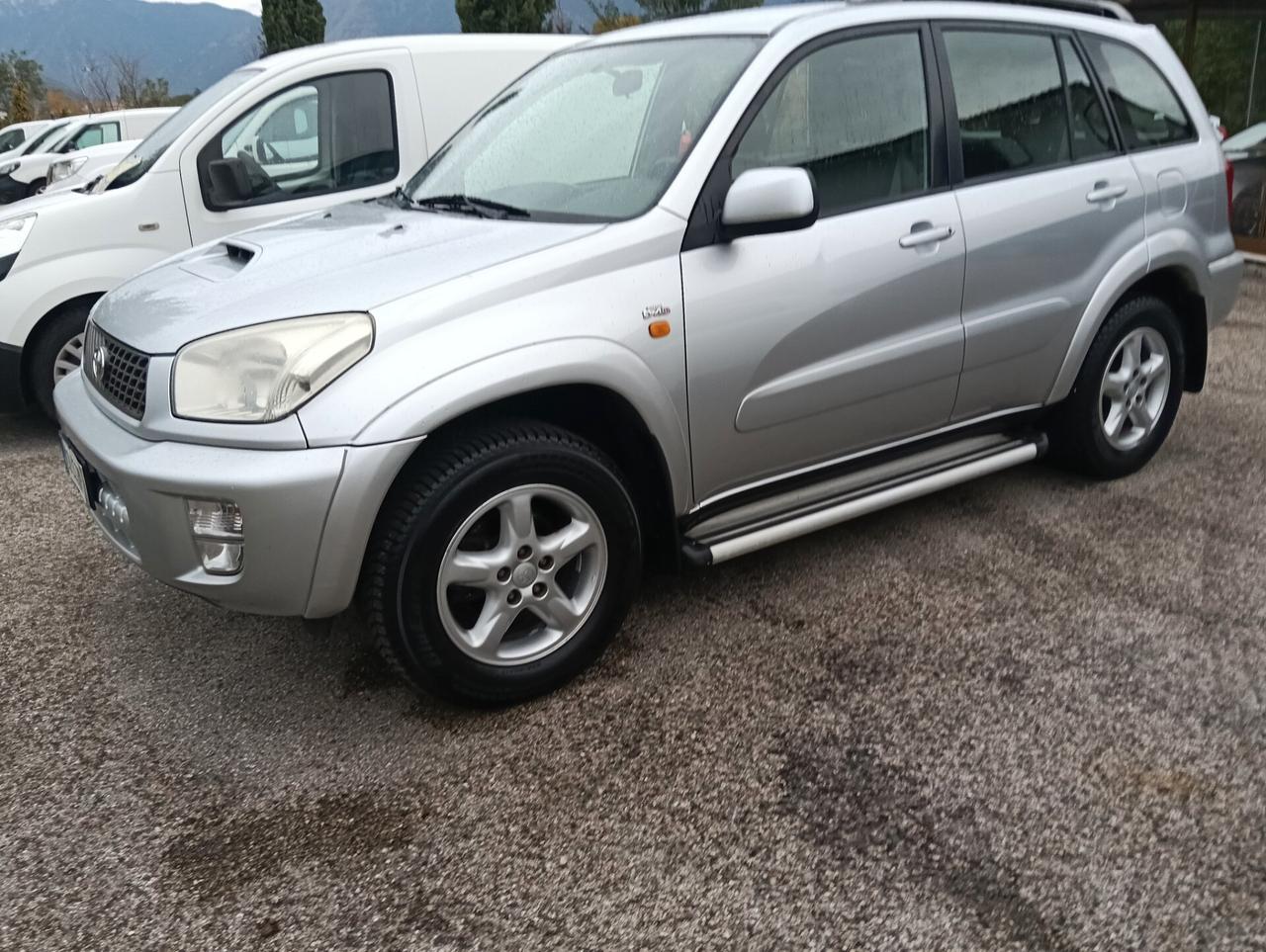 Toyota RAV 4 RAV4 2.0 Tdi D-4D cat 5 porte Sol