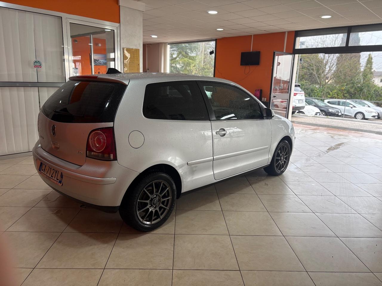Volkswagen Polo 1.4/69CV TDI 3p. Comfortline ok neopatentati
