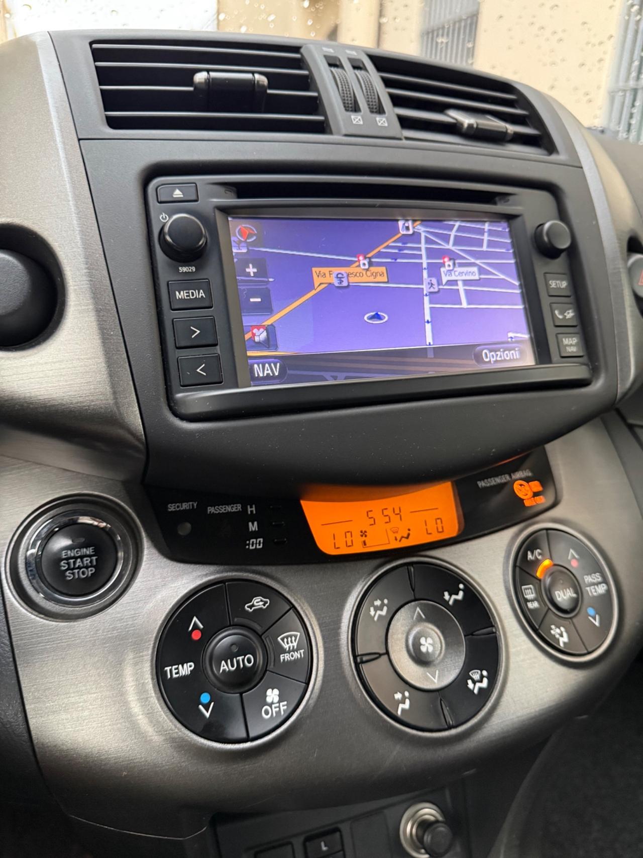 Toyota RAV 4 RAV4 Crossport 2.2 D-4D 150 CV Lounge