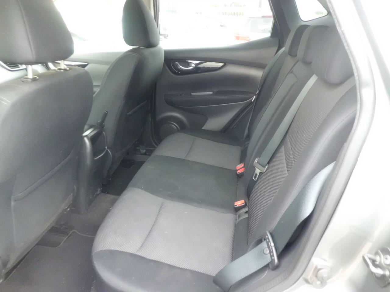 Nissan Qashqai 1.5 dCi N-Connecta