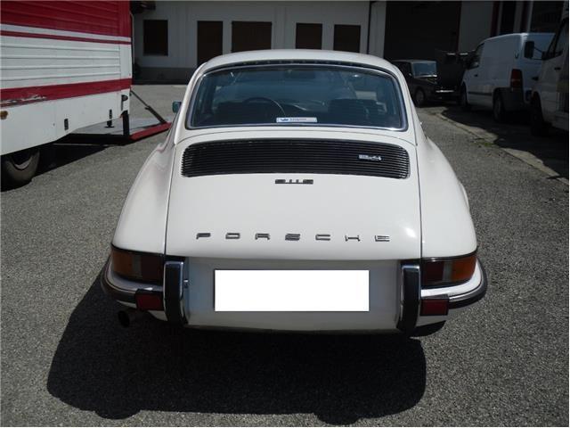 PORSCHE 911 2.4 S