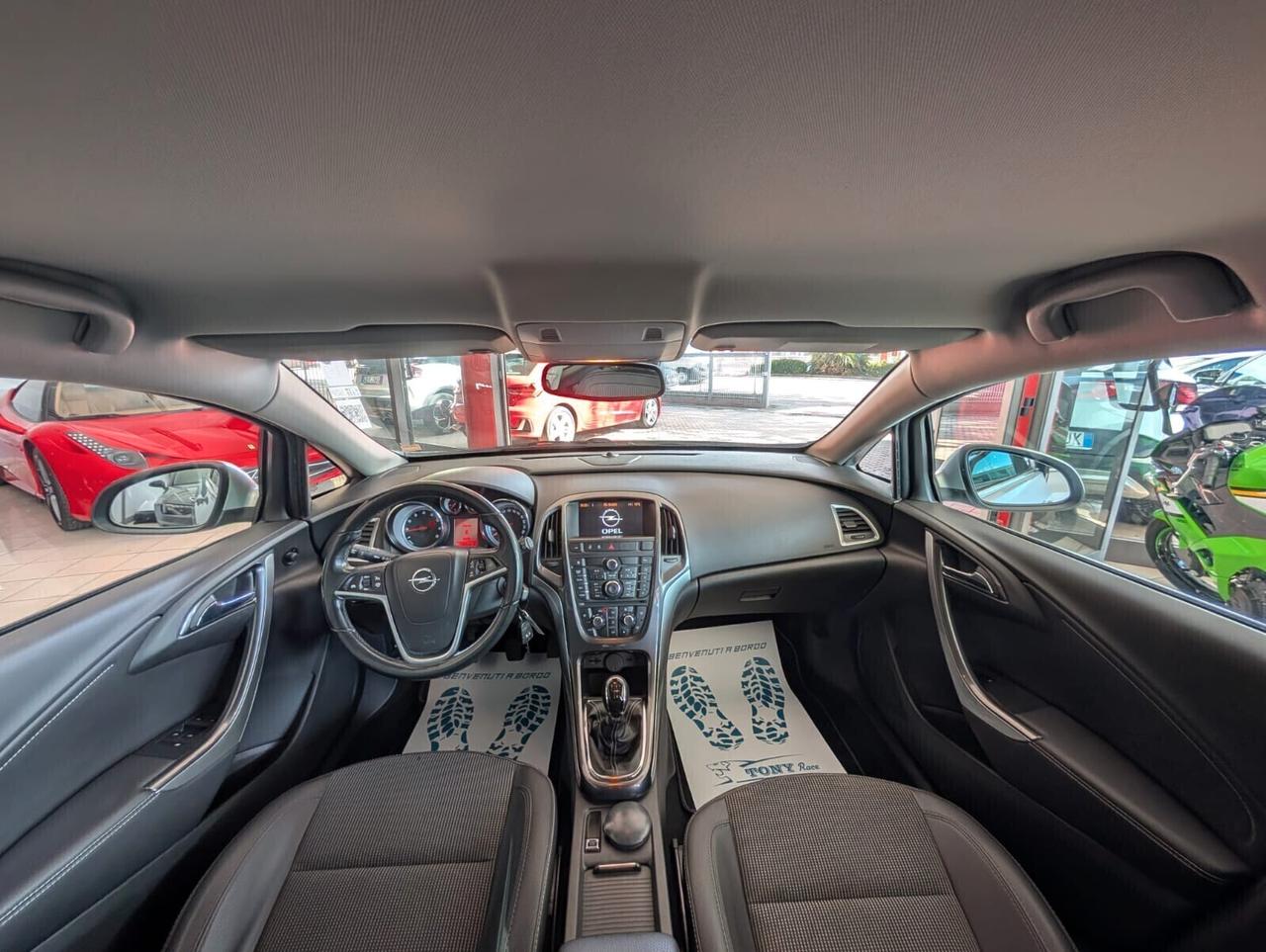 Opel Astra 1.4 Turbo 140CV Sports Tourer GPL Tech Cosmo