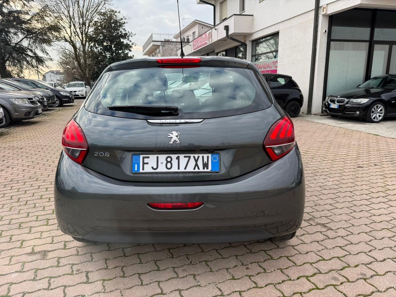 Peugeot 208 BlueHDi 75 5 porte Allure