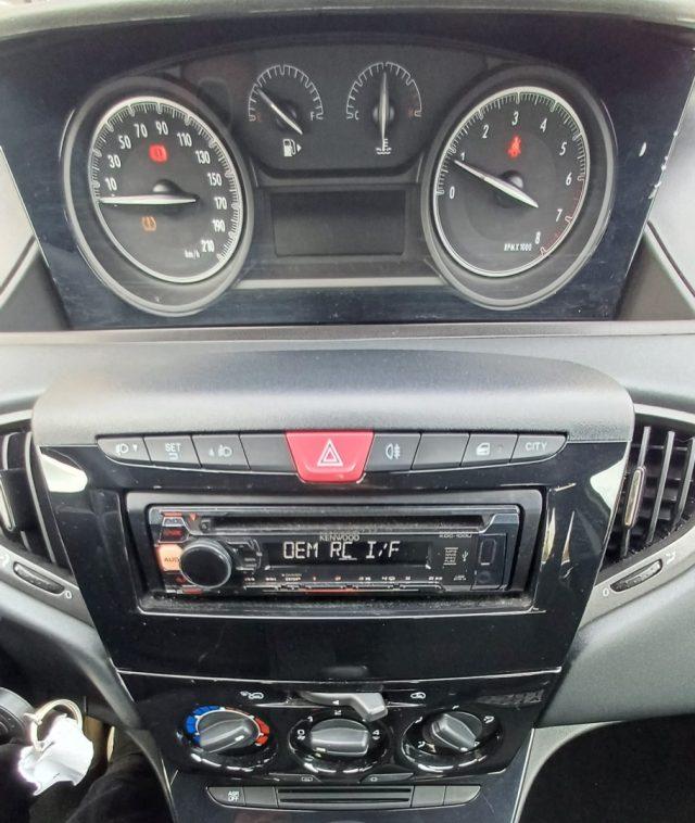 LANCIA Ypsilon 1.2 69 CV 5 porte Silver