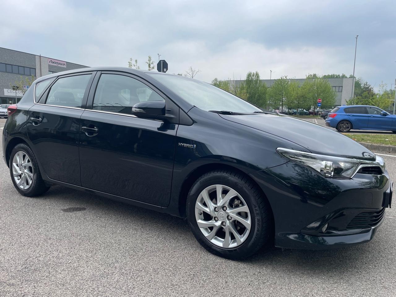 Toyota Auris 1.8 Hybrid*Neopatentati*Unico proprietario