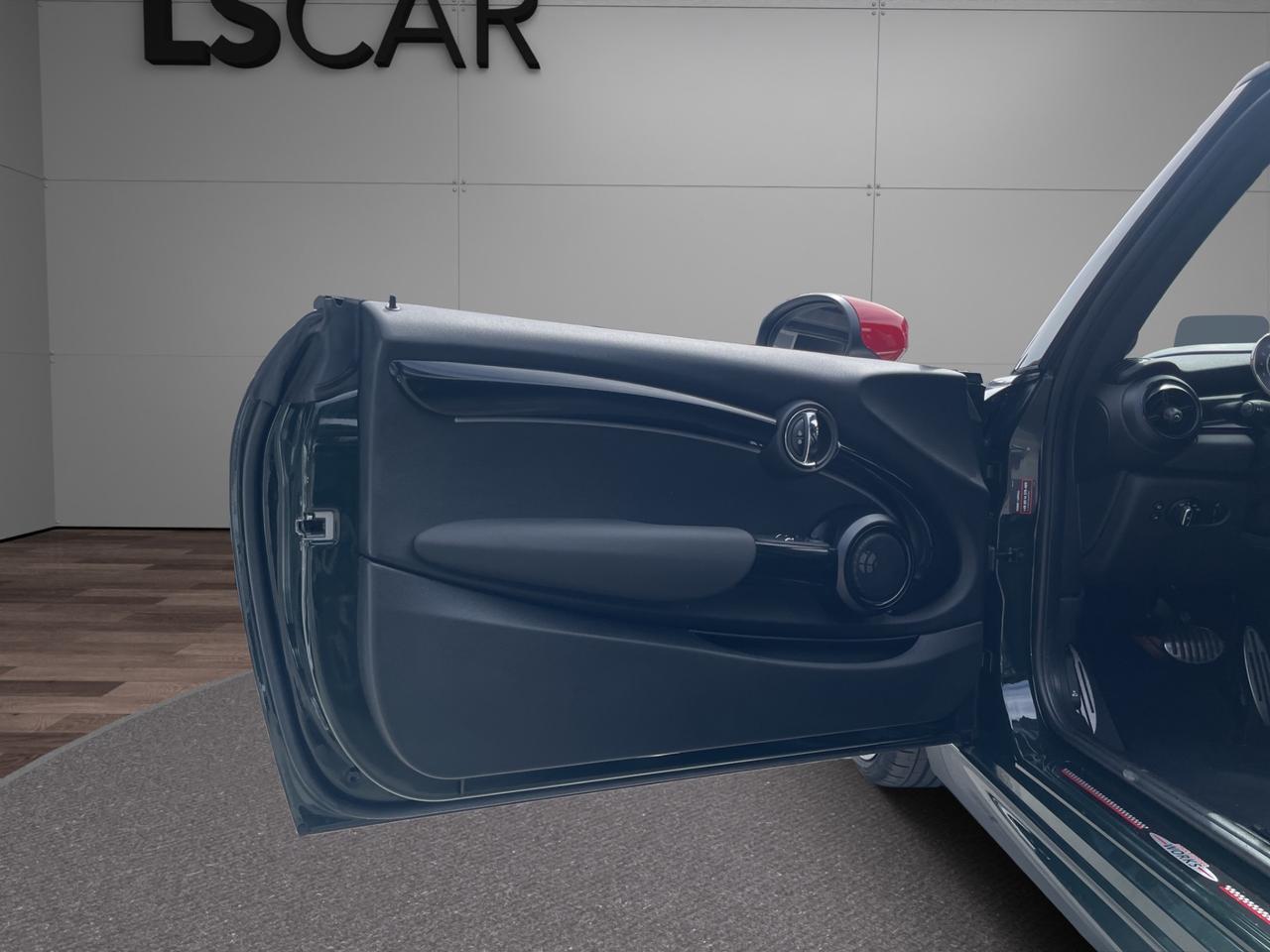 Mini John Cooper Works 2.0 231 cv