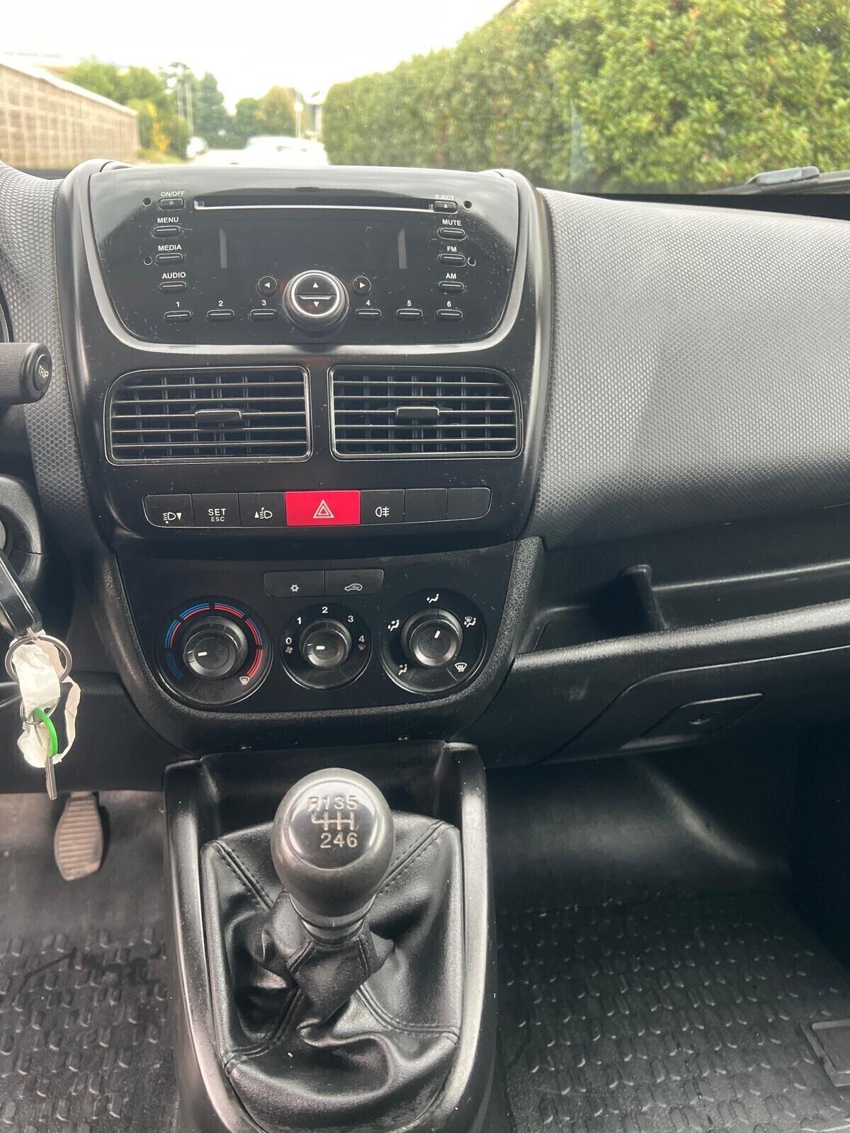 Fiat Doblo Maxi 2011