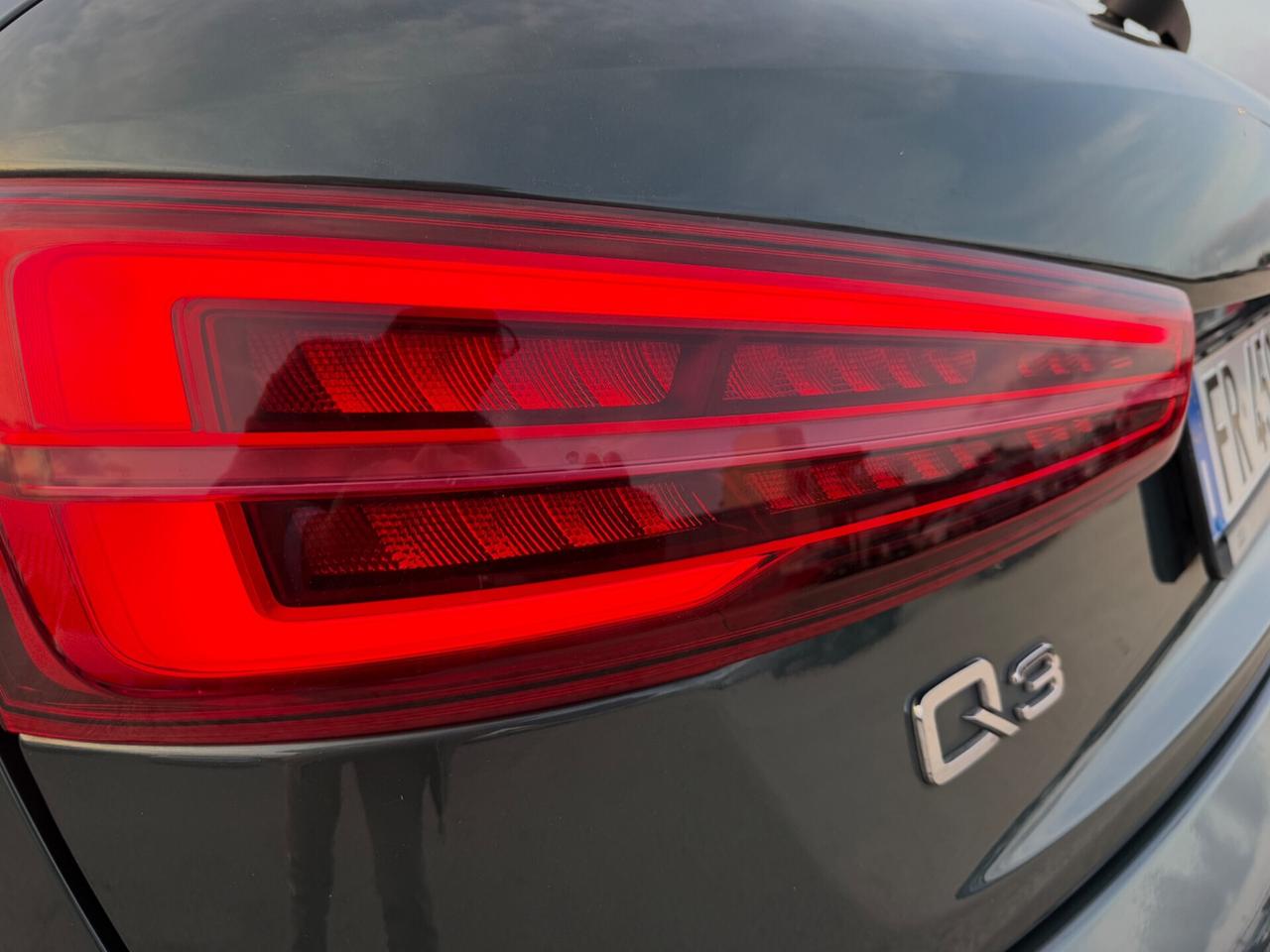 AUDI Q3 2.0 TDI 120 CV FULL EDITION MANUALE MY18