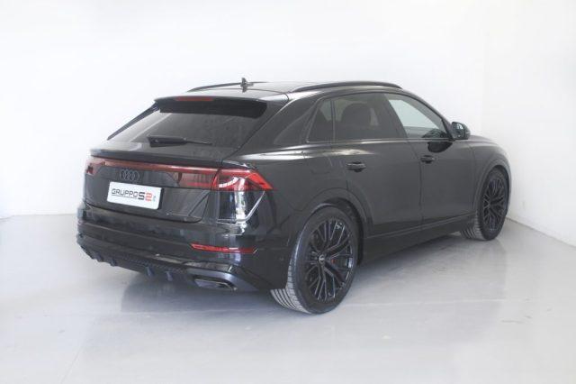 AUDI Q8 50 TDI 286 CV quattro S-line Black Edition