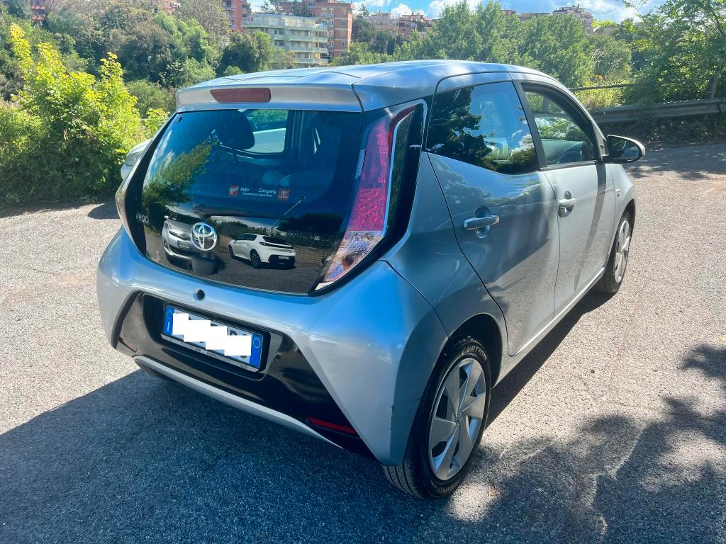 Toyota Aygo 5 Porte Aygo 5p 1.0 x-pure m-mt